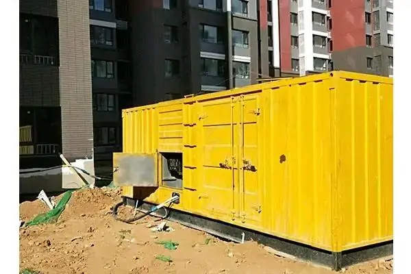 阿巴嘎发电机租赁中燃油压力过低会对发动机的哪些部件造成损坏？